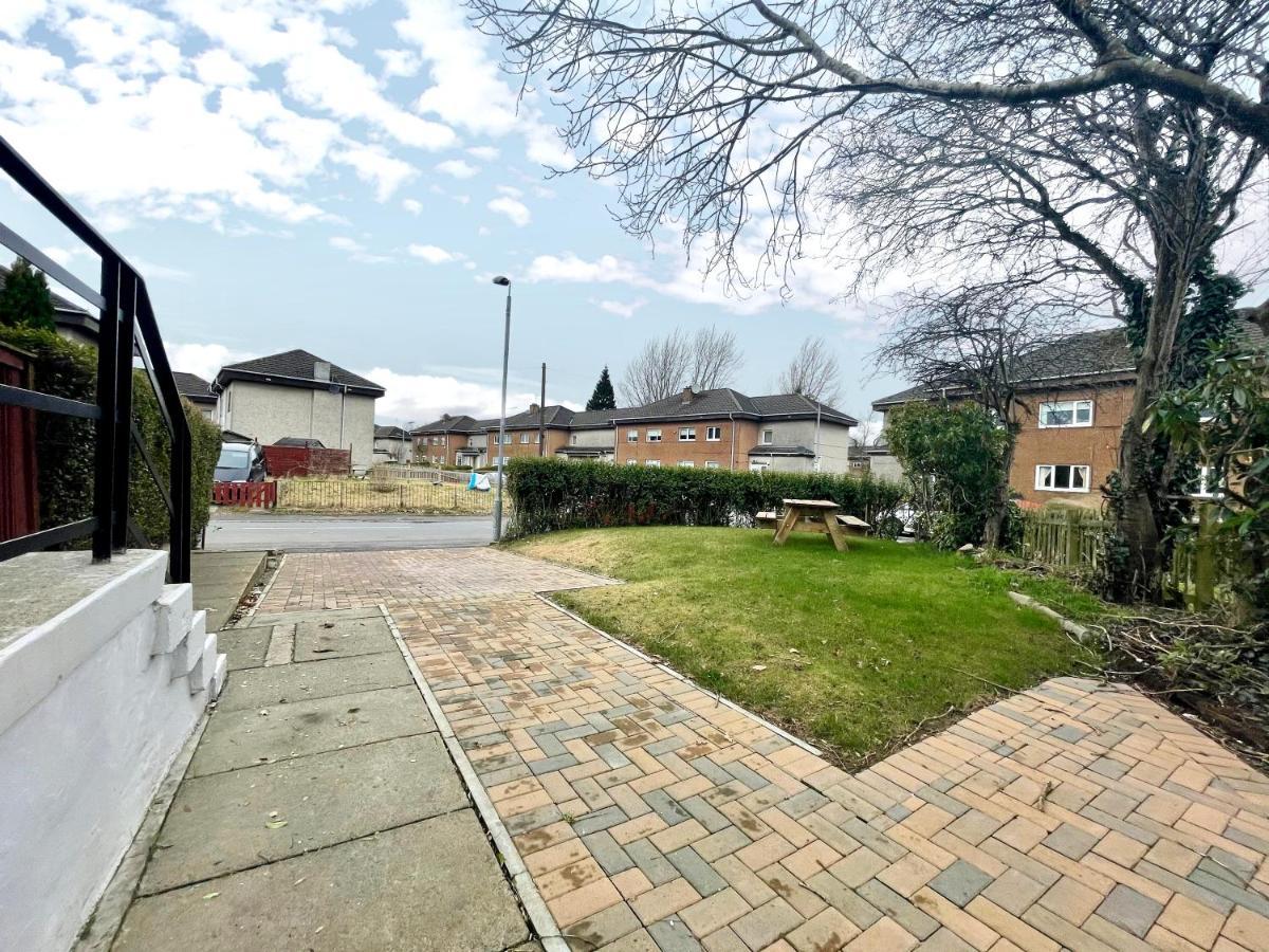 Cardonald Central غلاسغو المظهر الخارجي الصورة